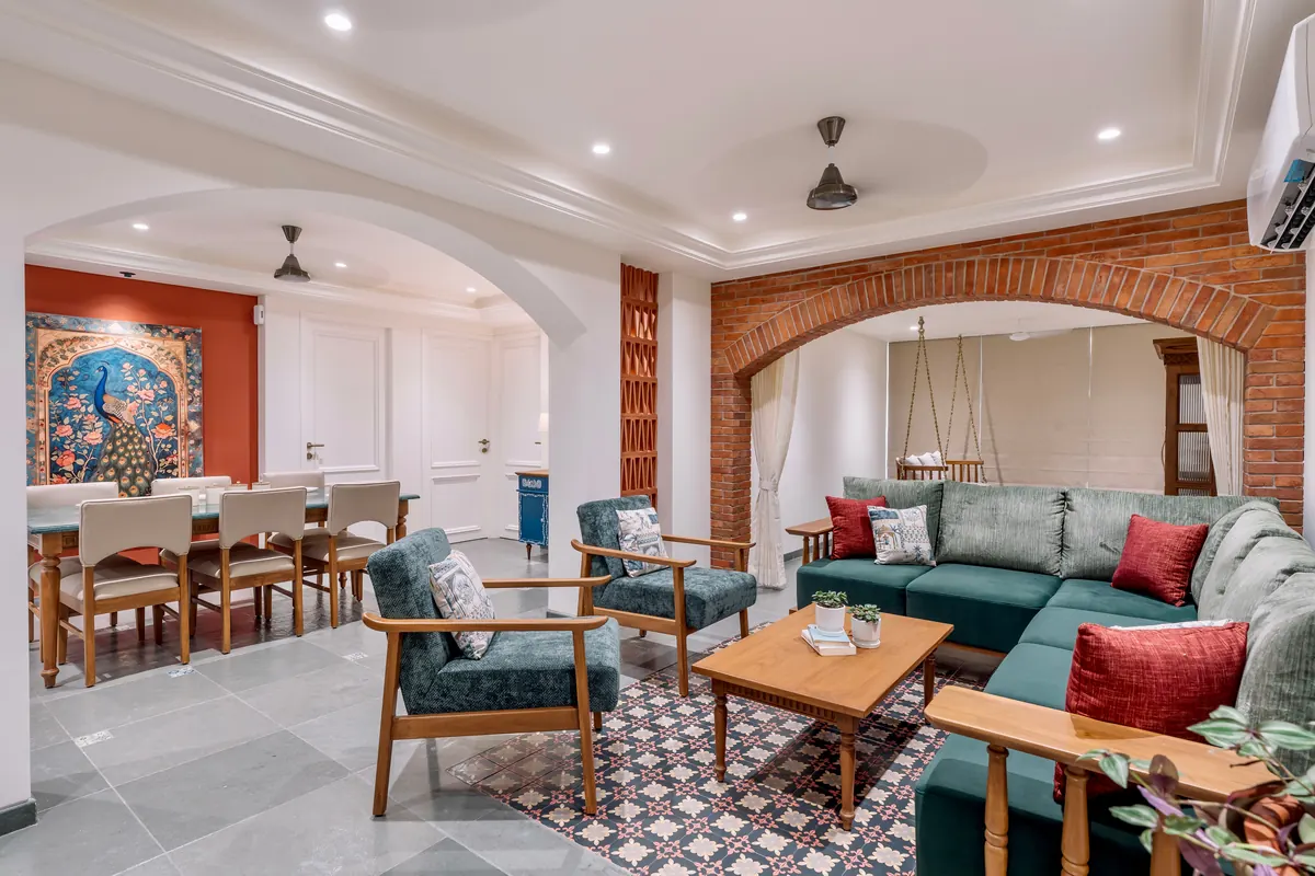 Shah's residence — view 1
